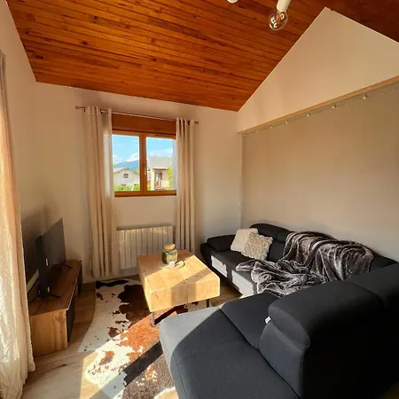 Evasion En Cerdagne 6 Personnes 2 Mezzanine Ferienhaus